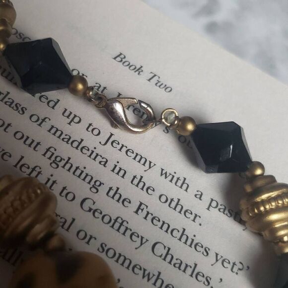 Vintage Cheetah Print Long Necklace - Picture 4 of 10